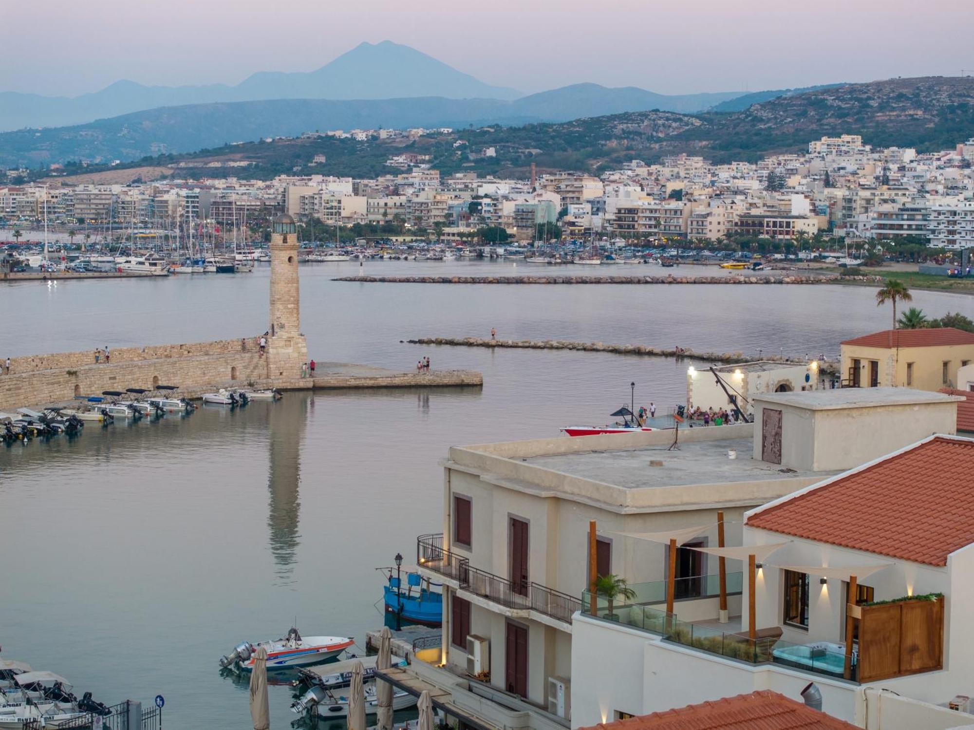 Rettimo Suites, Experience Luxury In The Heart Of Rethymno المظهر الخارجي الصورة