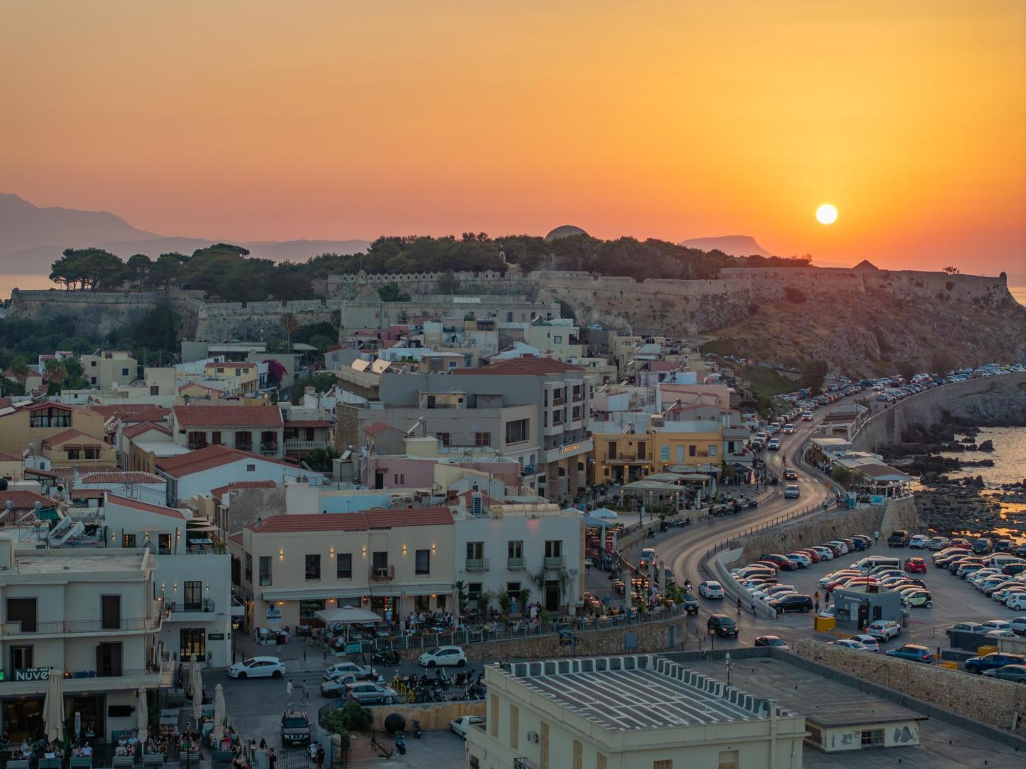Rettimo Suites, Experience Luxury In The Heart Of Rethymno المظهر الخارجي الصورة